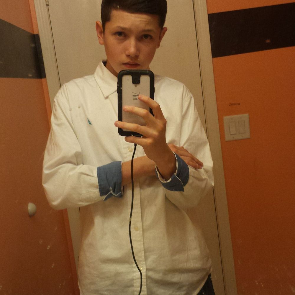 Meet your Posher, Luis